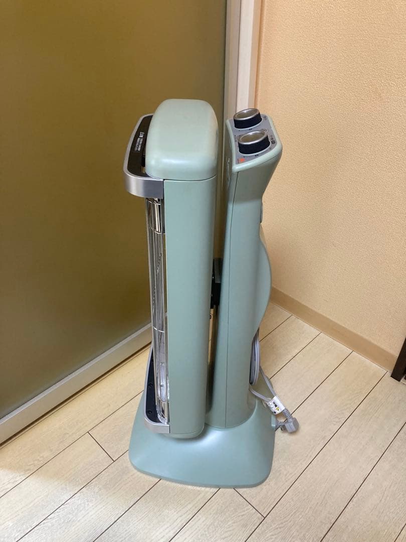 アラジン遠赤グラファイトヒーター AEH-2G10AJ - メルカリ