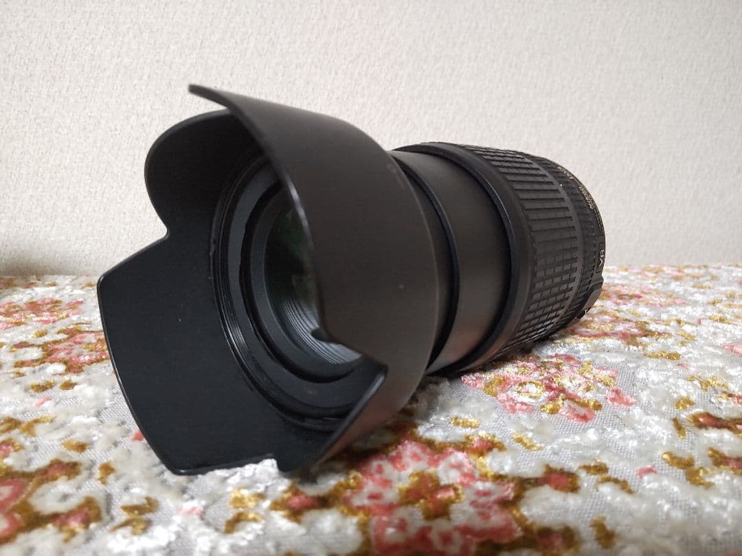 ニコン D7200 + 18-105mm f/3.5-5.6 + 純正バッテリー