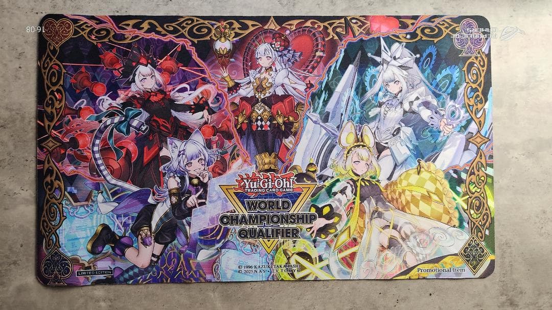 M∀LICE IN UNDERGROUND 海外カスタム プレイマット - メルカリ