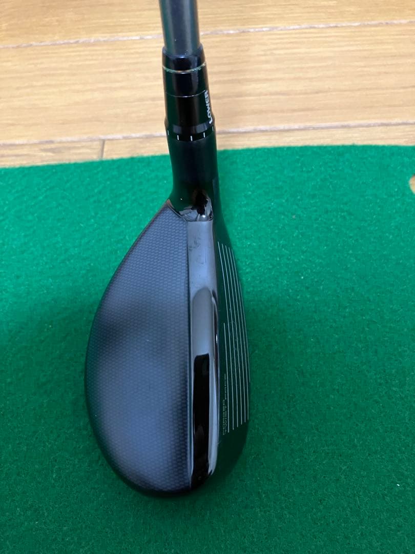 TOUR AD装着 TaylorMade SIM2 RESCUE ユーティリティ