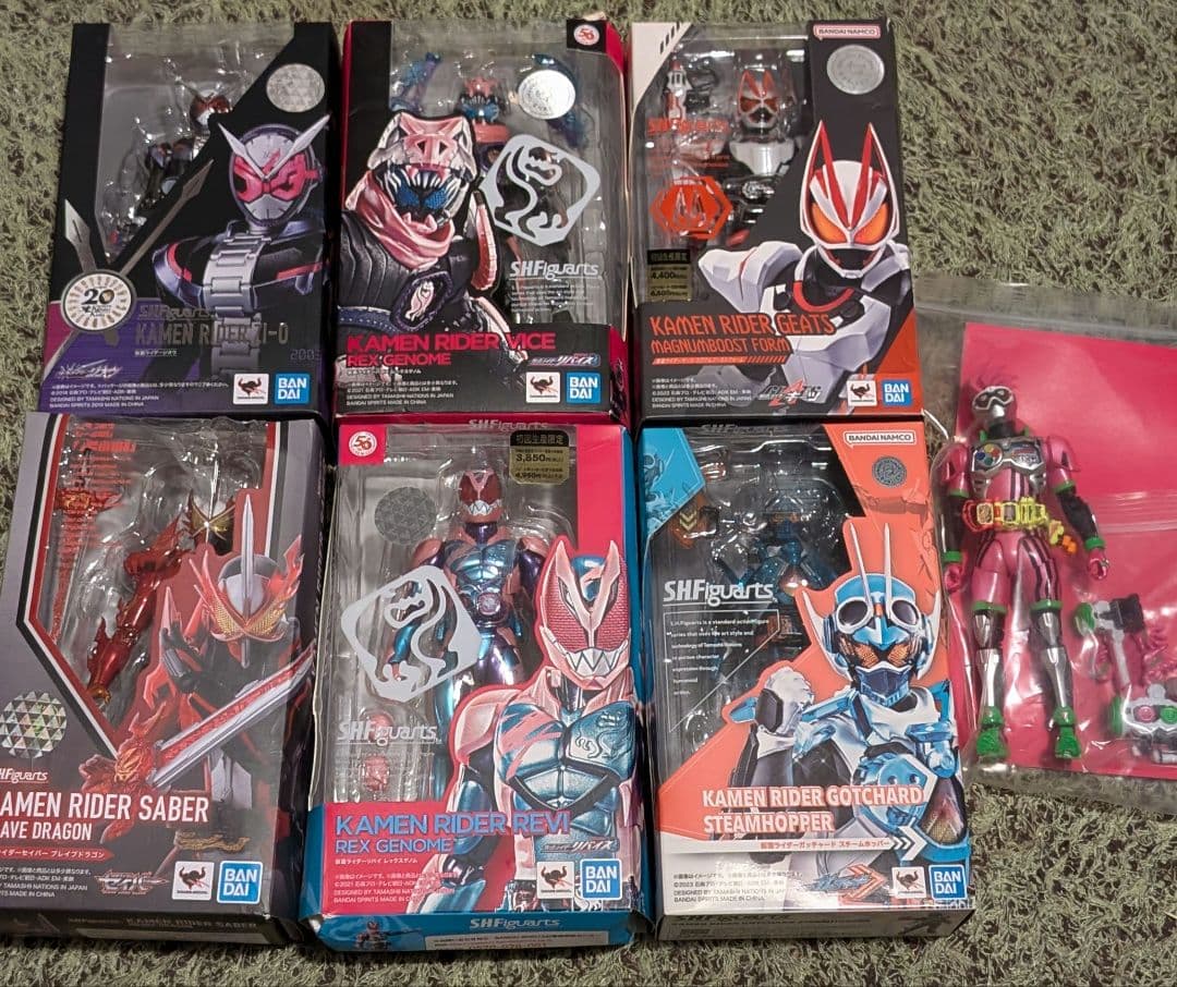 フィギュアーツ　仮面ライダー 6点セット　（訳あり） Amazon.co.jp: TAMASHII NATIONS S.H.フィギュアーツ 仮面ライダーZX