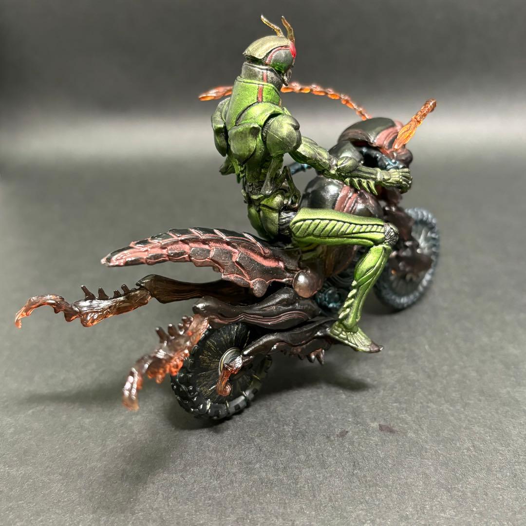 SIC匠魂VOL.7仮面ライダーブラック&バトルホッパー(アーティストカラー