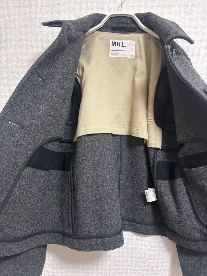MHL. エムエイチエル ウール メルトン ラウンドカラー コート グレー 2