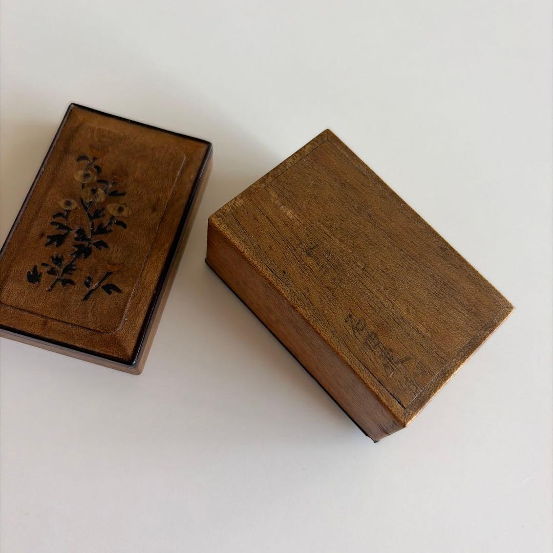 古い小箱 木箱 古道具 古箱 花 蚤の市 骨董 - メルカリ