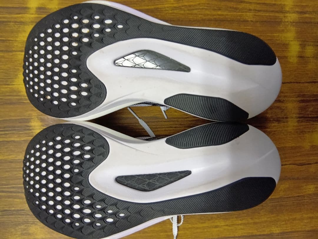 ASICS マジックスピード5 26.0cm ホワイト/ブラック