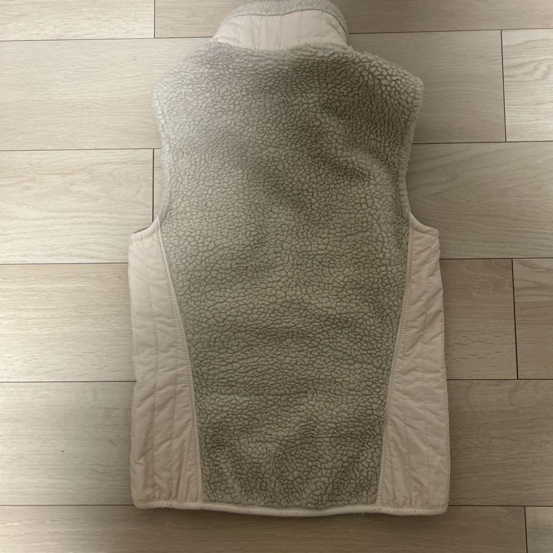 patagonia フリースベスト クリーム XS - メルカリ