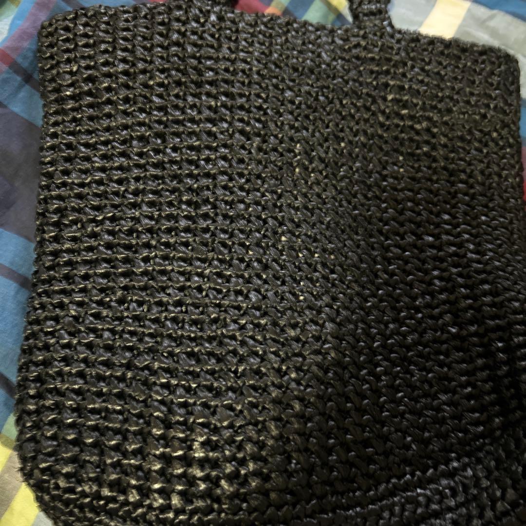 プラダ クロシェ スモールバッグ 持ち手に擦れや使用感あり - メルカリ