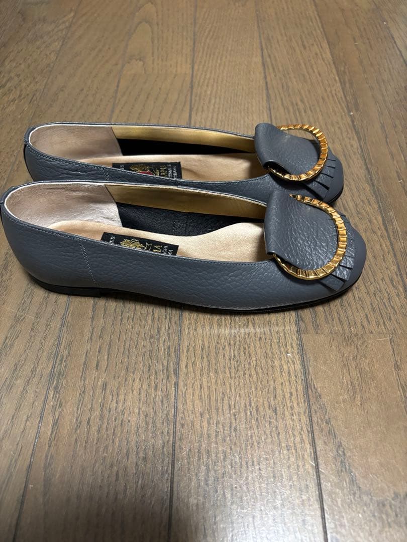 創業100周年記念限定色】MIHAMAカッターシューズ22cm新品未使用 - メルカリ