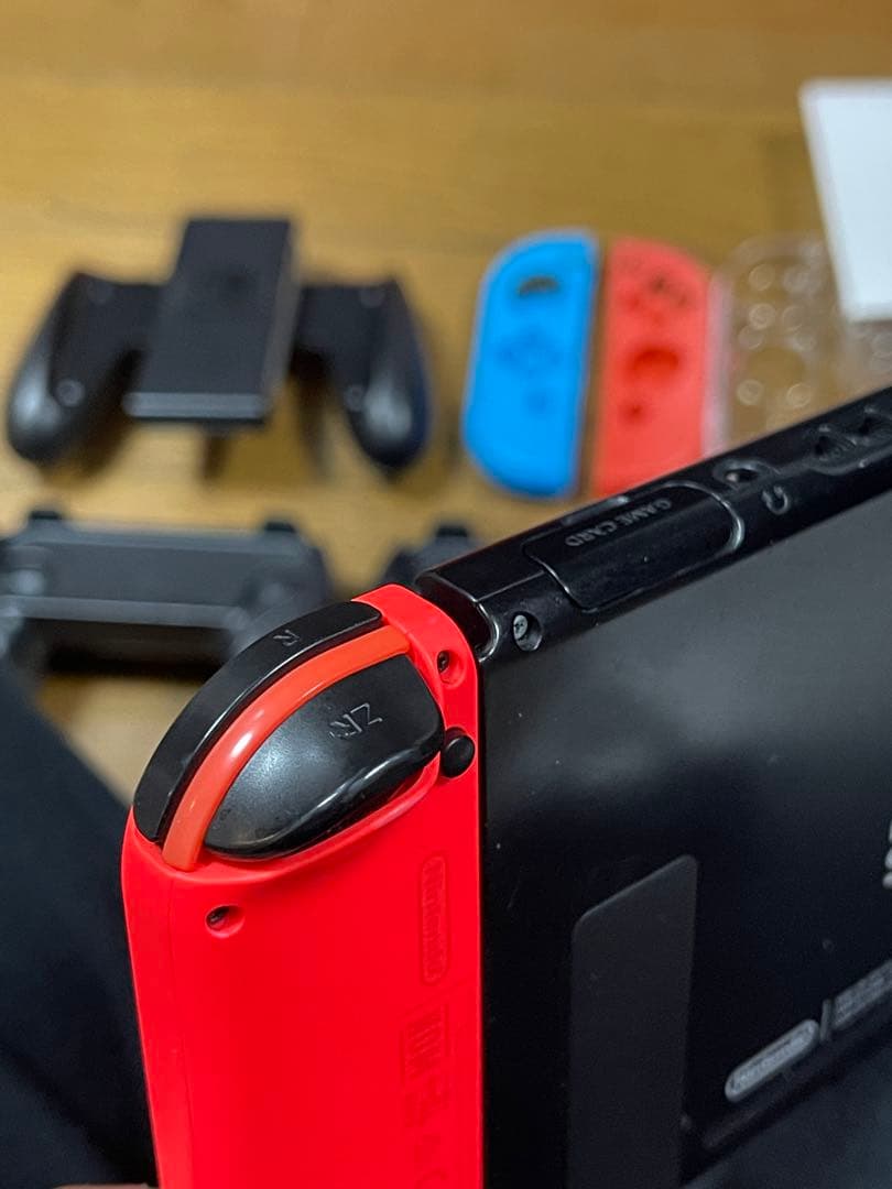 フィルム貼り済】⭐︎Nintendo Switchフルセット＆オマケグッズ有⭐︎