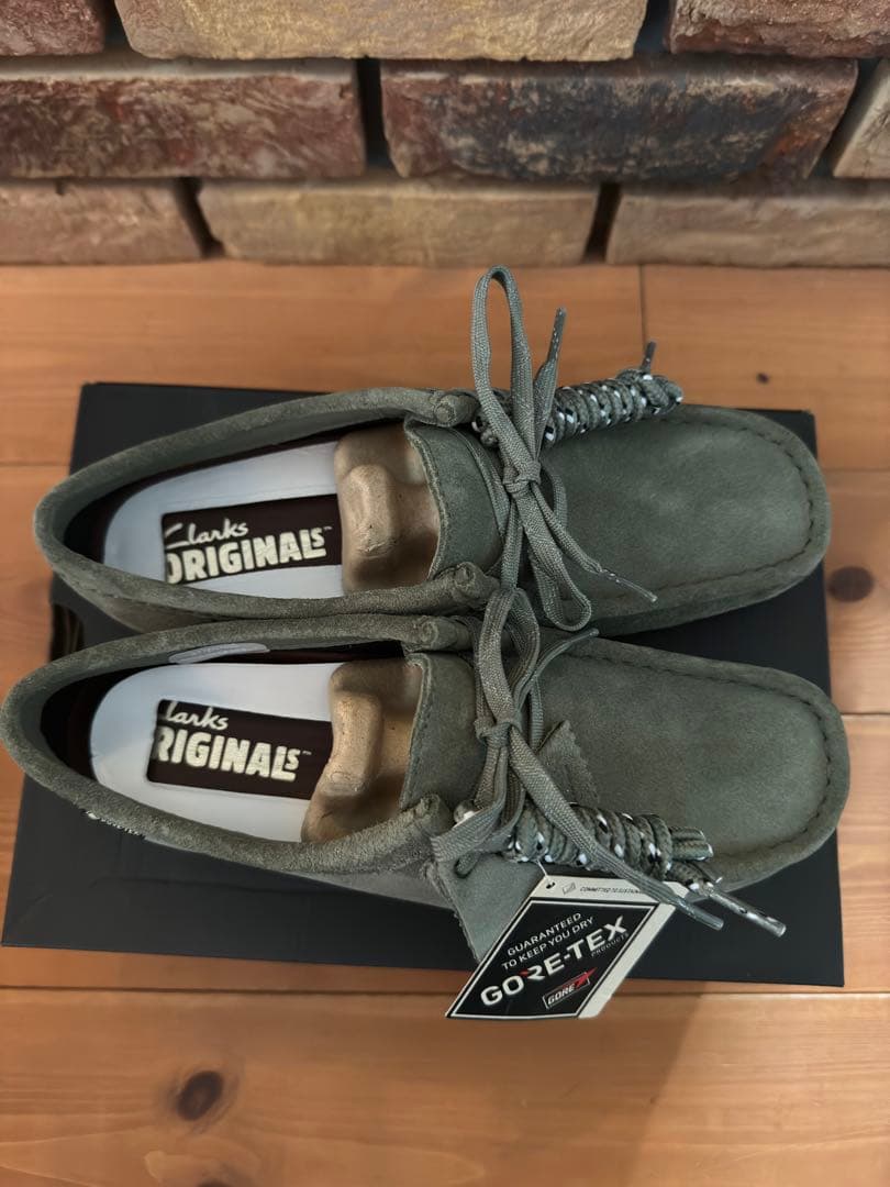 靴 W WALLABEE GTX 5H 24.5cm