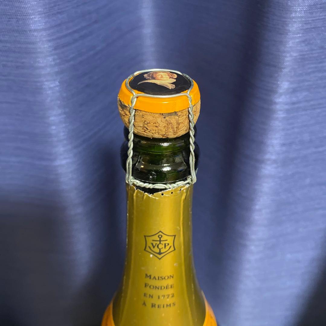 フェルナンド・アロンソ直筆サイン入り】 ヴーヴ・クリコ マグナム