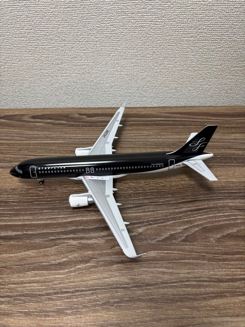 スターフライヤー AIRBUS A320 模型 飛行機 1/150