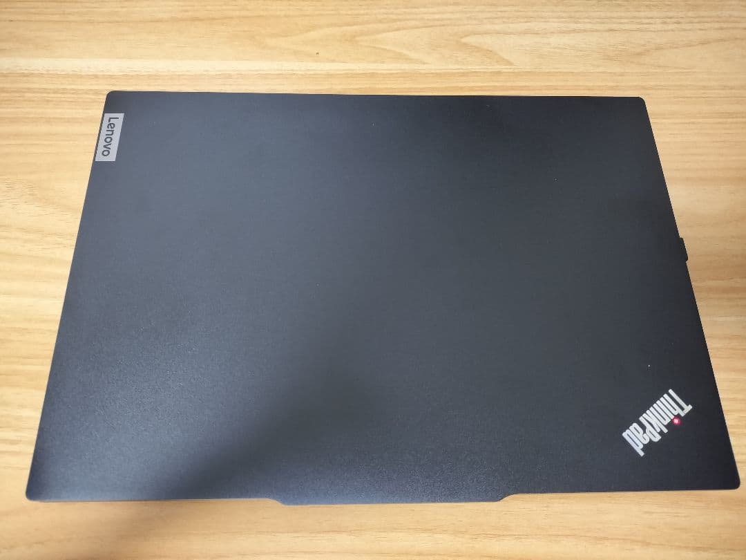 ThinkPad E14 Gen 6 AMD【保証付き】【32GBメモリ】 ThinkPad E14 Gen 6(AMD) | パワフルな14型AMD搭載エントリーノートPC