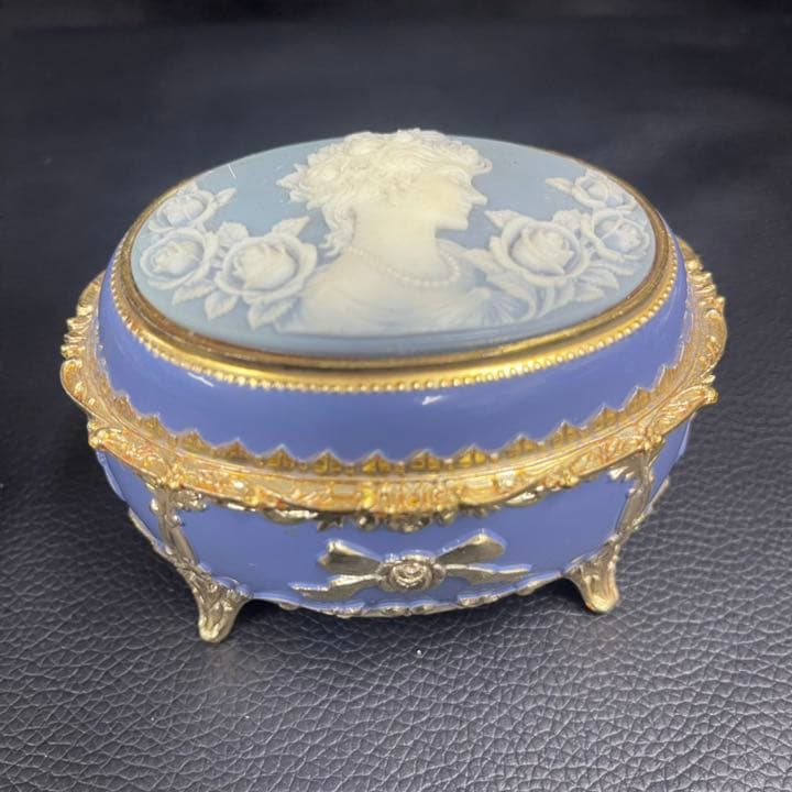 アンティーク調カメオ付ジュエリーボックス SANKYOオルゴール 小物入れ