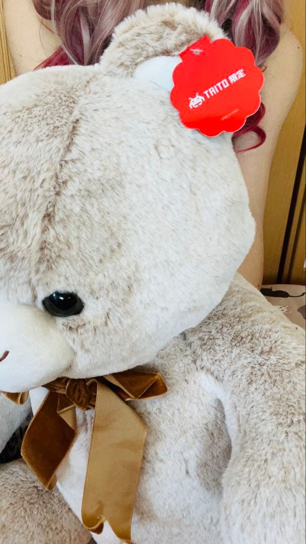 可愛いリボン付きのクマのぬいぐるみ《TAITO限定》