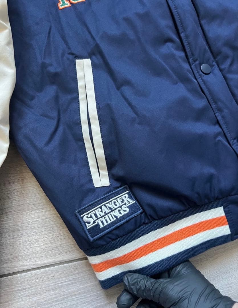 ストレンジャーシングス ジャケット Lサイズ スタジャン