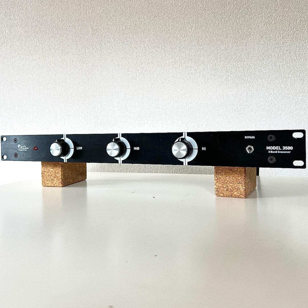 Alpha Recording MODEL 3500 アイソレーター 完全動作品