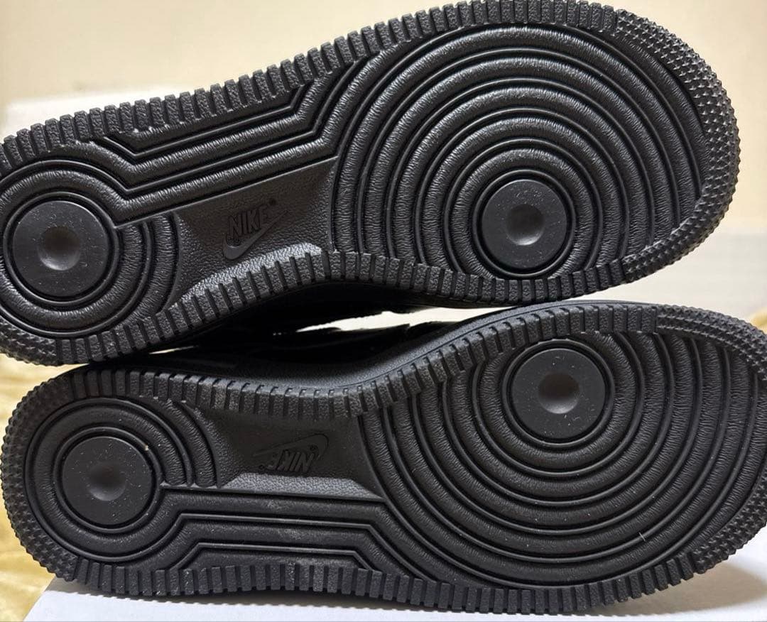 ナイキ エア フォース 1 LE ブラック　23.5cm 5Y