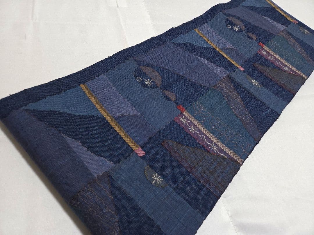 A◇着物くつろぎ 抽象デザイン ナチュラル 六通 紬 正絹 松葉仕立て