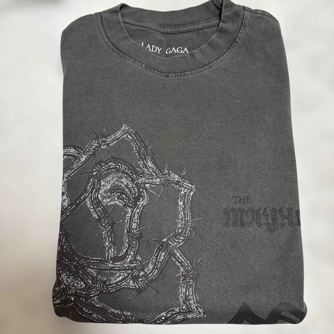 LADY GAGA ツアーTシャツ 2025/2026 - メルカリ