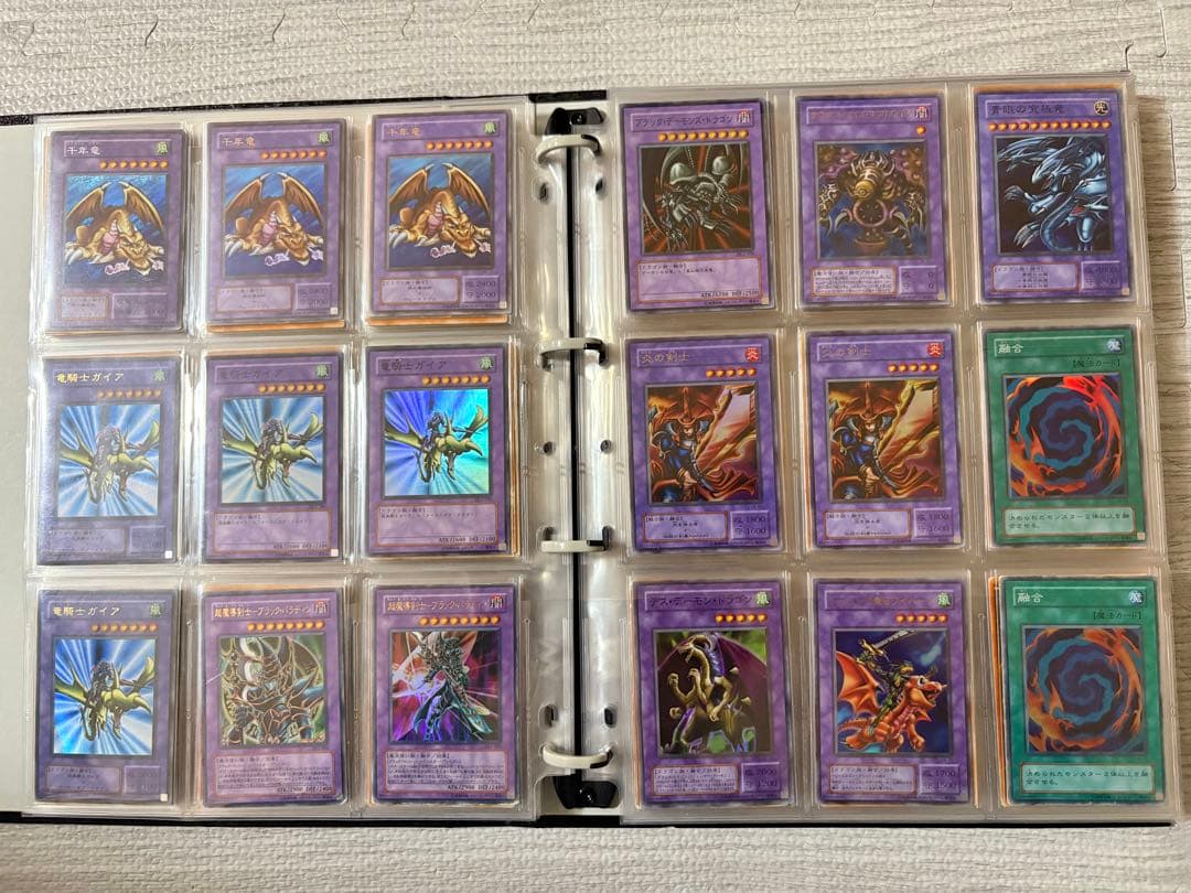 引退品】遊戯王 YU-GI-OH 初期 バンダイ レリーフ まとめ売り - メルカリ