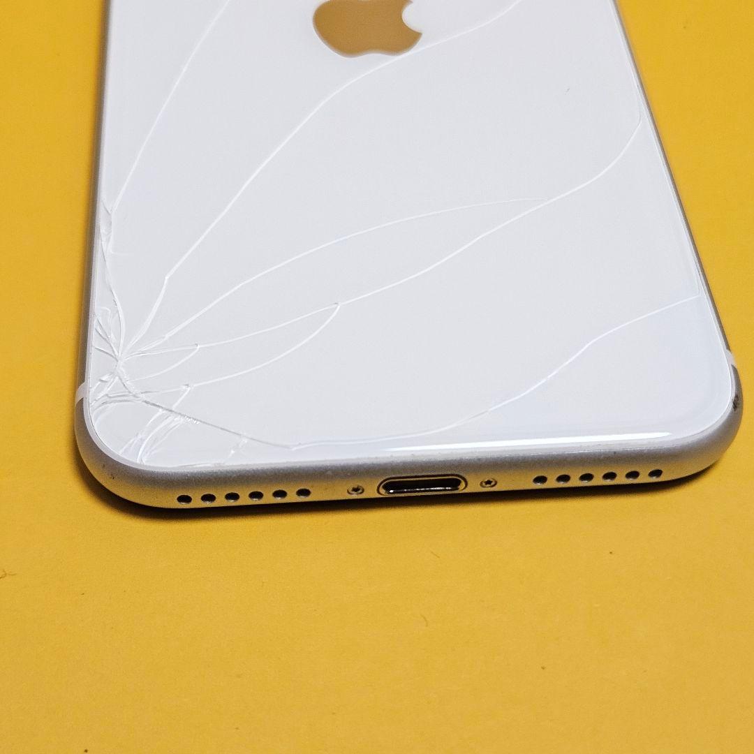 iPhone SE2 64GB｜24時間以内発送#496 - メルカリ