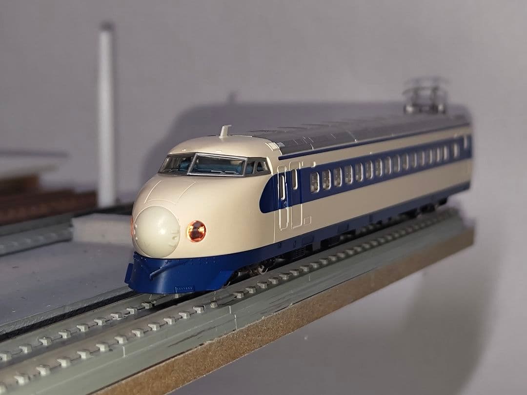 TOMIX 92704 0系2000番台 東海道・山陽新幹線 Nゲージ - メルカリ