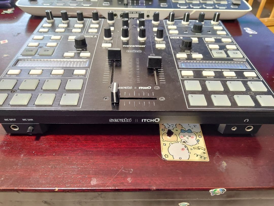 雨の日セール】Novation Twitch DJ