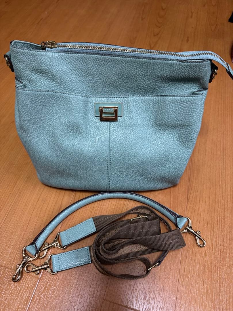 ヒロシニコフ『オラフ・イッテンバッハ読本』