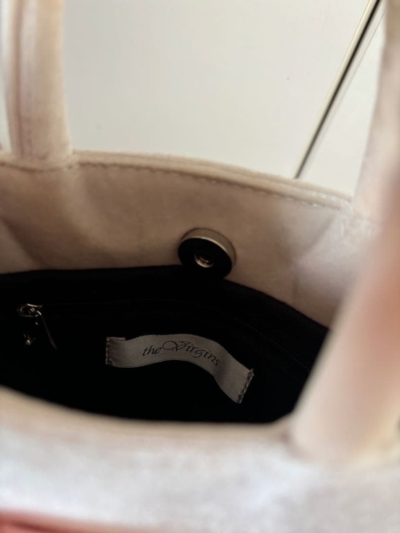 the Virgins rose velvet bag - メルカリ