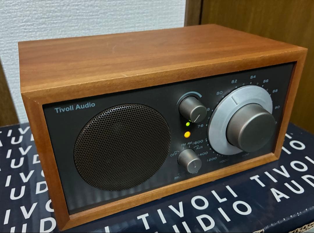 美品・完動品】Tivoli Audio MODEL TWO ステレオ 元箱付 - メルカリ