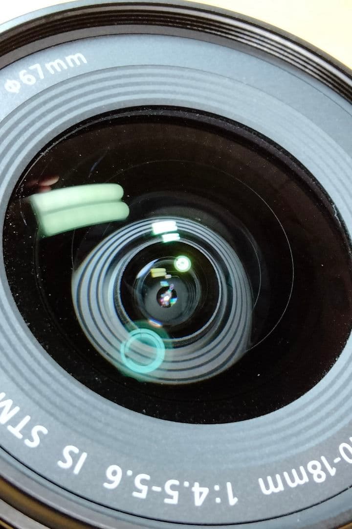 超広角レンズ Canon EF-S 10-18 f/4.5-5.6 IS STM