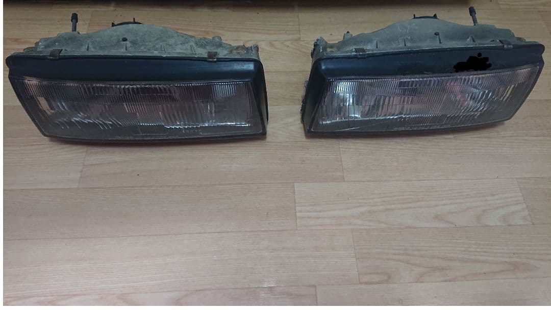 ヘッドライト 奥目 デコトラ レトロ ブルーバード - メルカリ