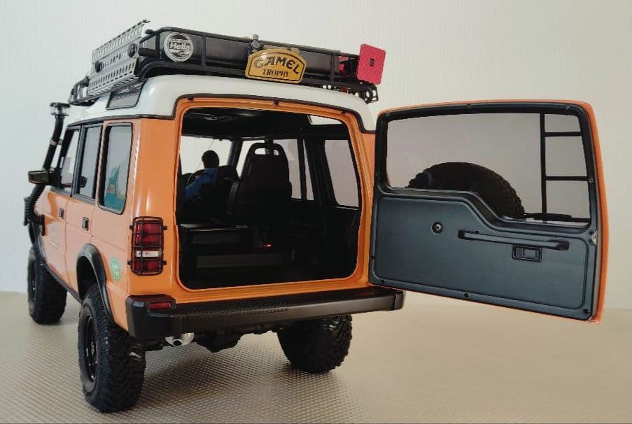 1/10 Land Rover Discovery1 Axial RC4WD - メルカリ