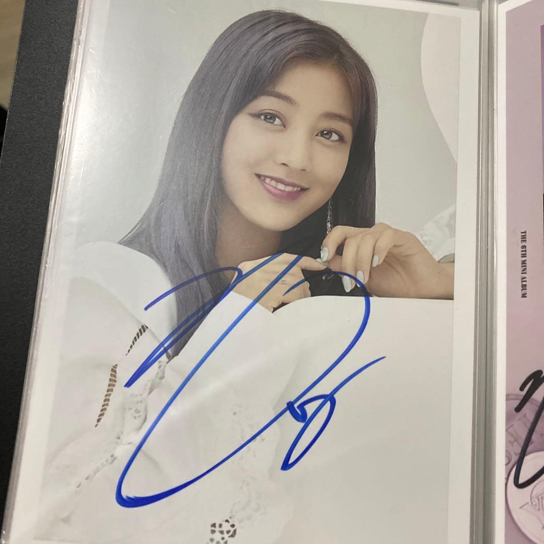 TWICE ジヒョ サイン 直筆 写真 2L - メルカリ