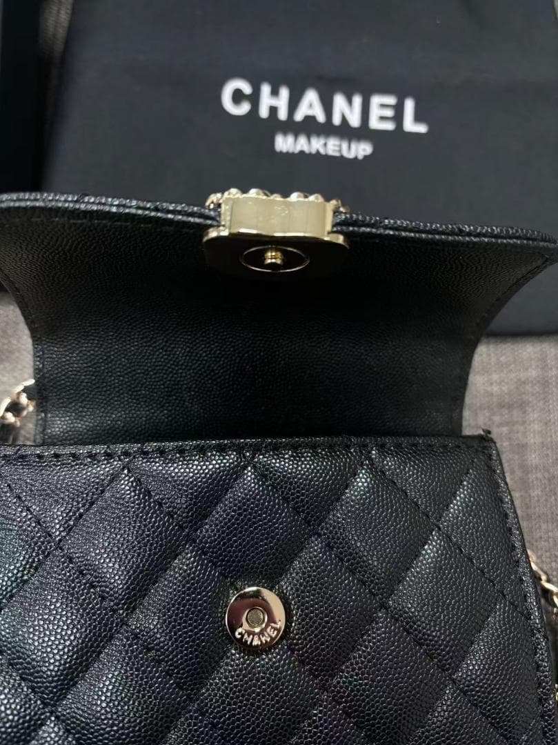 非売品】 VVIP限定 ショルダーバッグ ブラック ノベルティギフト ma