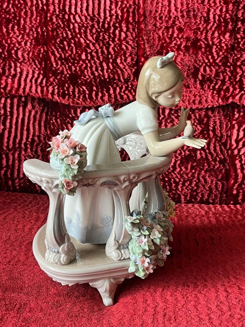 LLADRO 06658 春の目覚め モーニングソング