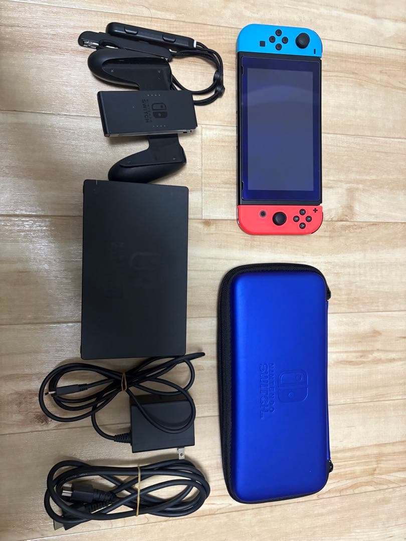 Nintendo Switch 任天堂スイッチ　青/赤 ＋ ハードケース Nintendo Switch2 専用 スリムハードポーチ 収納ケース ハードケース