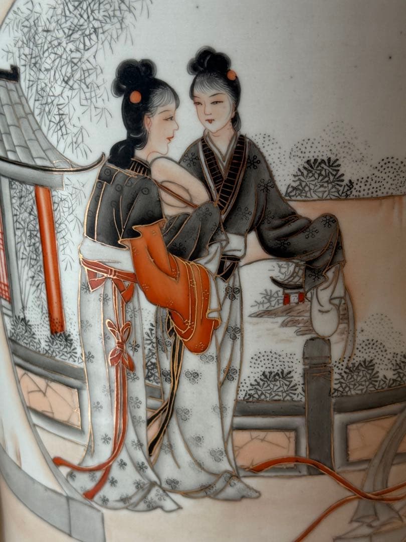 中国 墨彩紅彩人物紋大瓶 大清乾隆年製銘 高さ54.0cm 送料込み250517