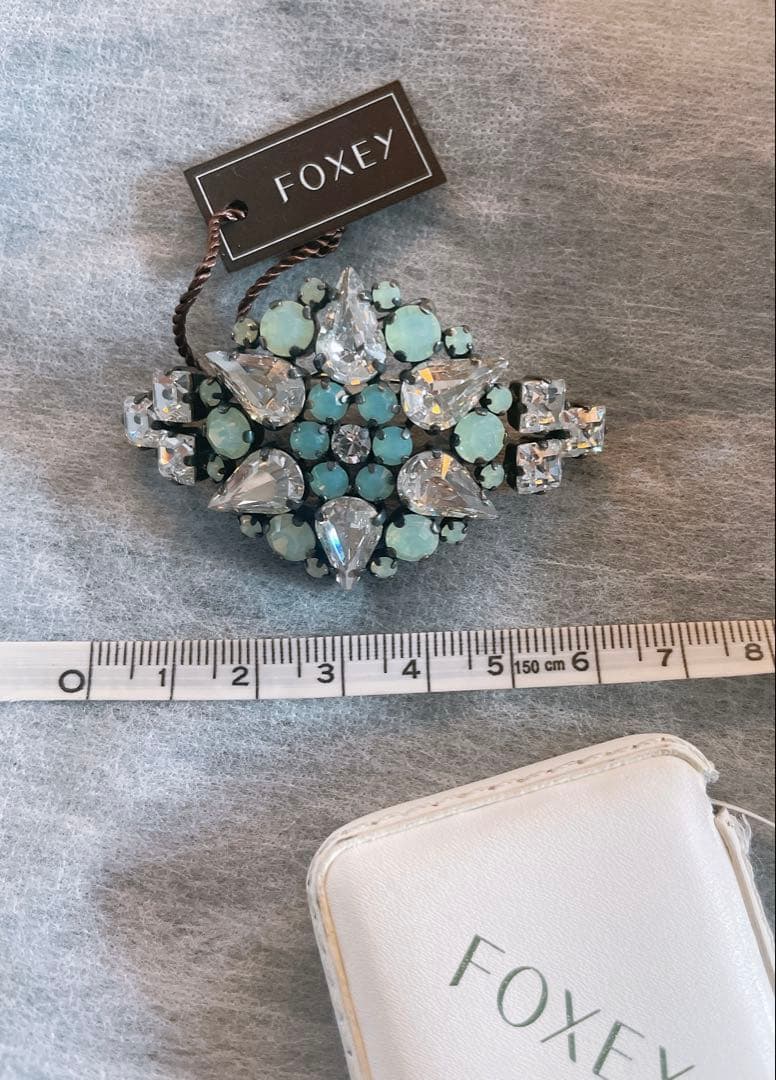 FOXY 装飾的なブローチ ミントグリーン - メルカリ
