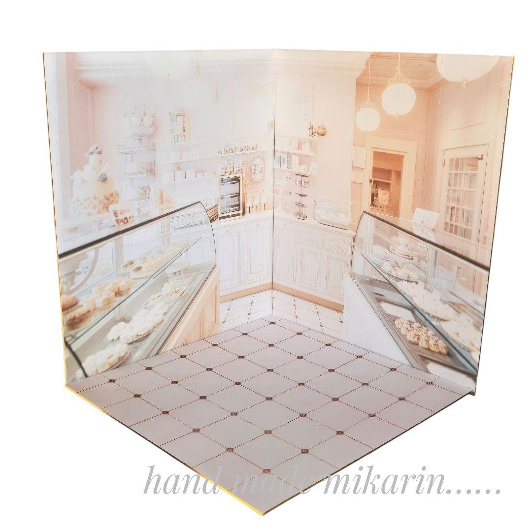 ハンドメイド】ドールハウス 背景ボード(ケーキ屋)【匿名配送】 - メルカリ