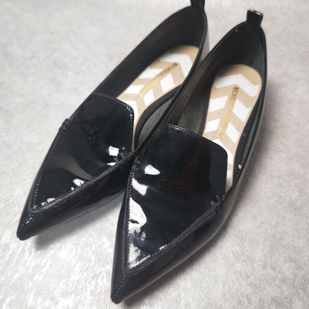 ニコラスカークウッド エナメル パンプス フラット 23.5cm ブラック