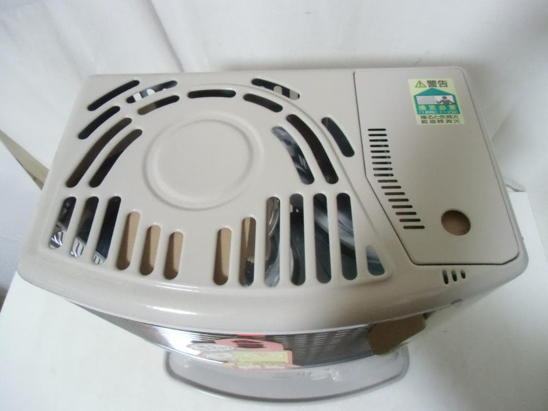 未使用品 SHARP 石油ストーブ HSR-21E-C 小型ストーブ 長期保管 - メルカリ