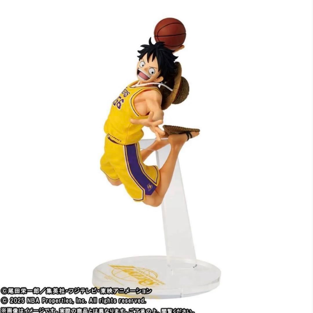 ワンピース NBAフィギュア シカゴブルズ レイカーズ 2点セット - メルカリ