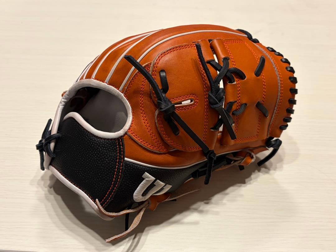 WILSON 軟式オーダーグラブ D1型 横型 湯もみ型付け済み 大谷風 投手用 WILSON 軟式オーダーグラブ D1型 横型 湯もみ型付け済み 大谷風 投手用