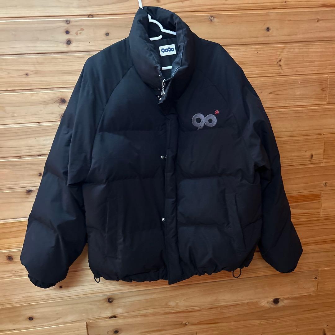 9090 黒 ダウンジャケット - メルカリ