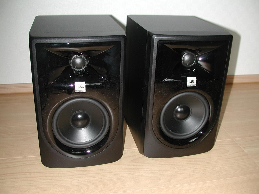 JBL 305P MkII アクティブスピーカー 305P MkII | JBL Professional Loudspeakers | English (US)