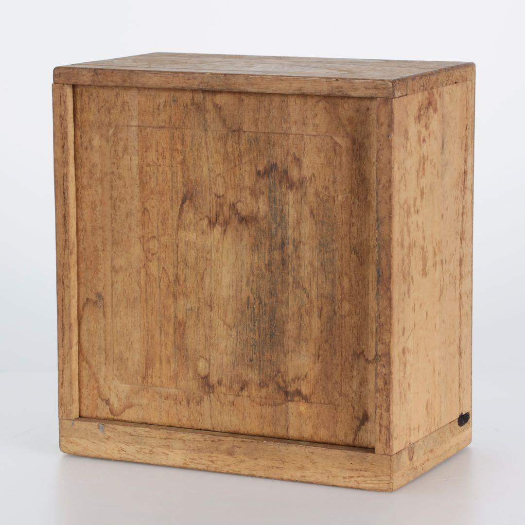 菊花石 菊紋石 1.1kg 台座・木箱付 鑑賞石 原石 水石 盆石 飾石 美石