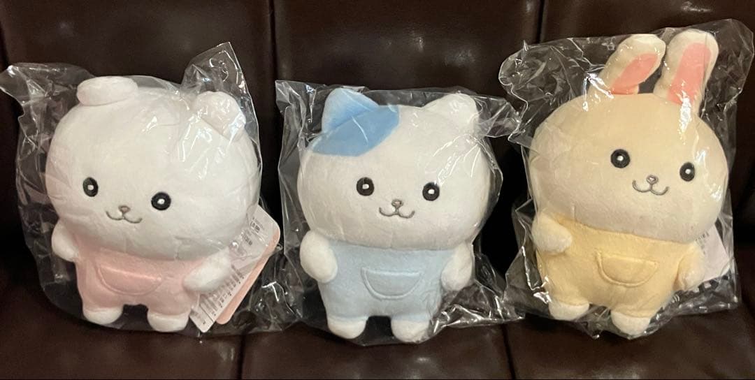 匿名配送♡ちいかわ なんか似てるの なんとかバニア ちいかわハチワレ