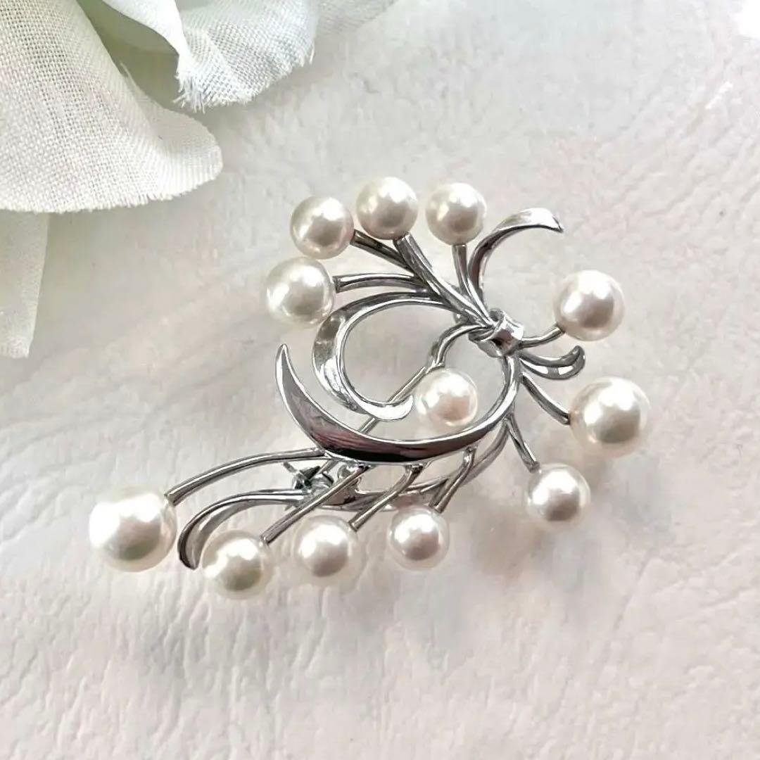 ☆美品☆ミキモト シルバー パール 12珠 ブローチ 皇室御用達ブランド